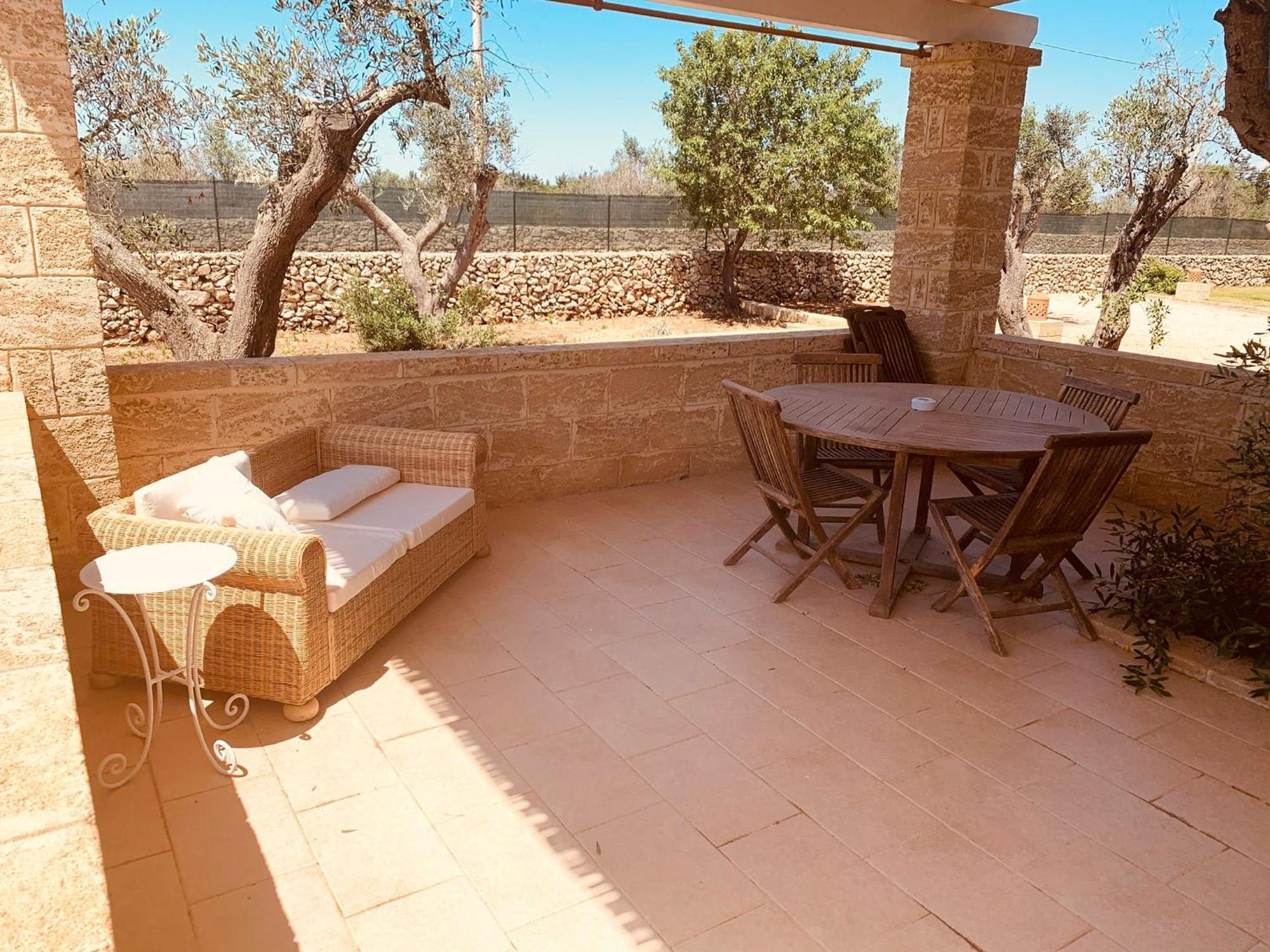 Apart-hotel Borgo Rosso Terra 3*